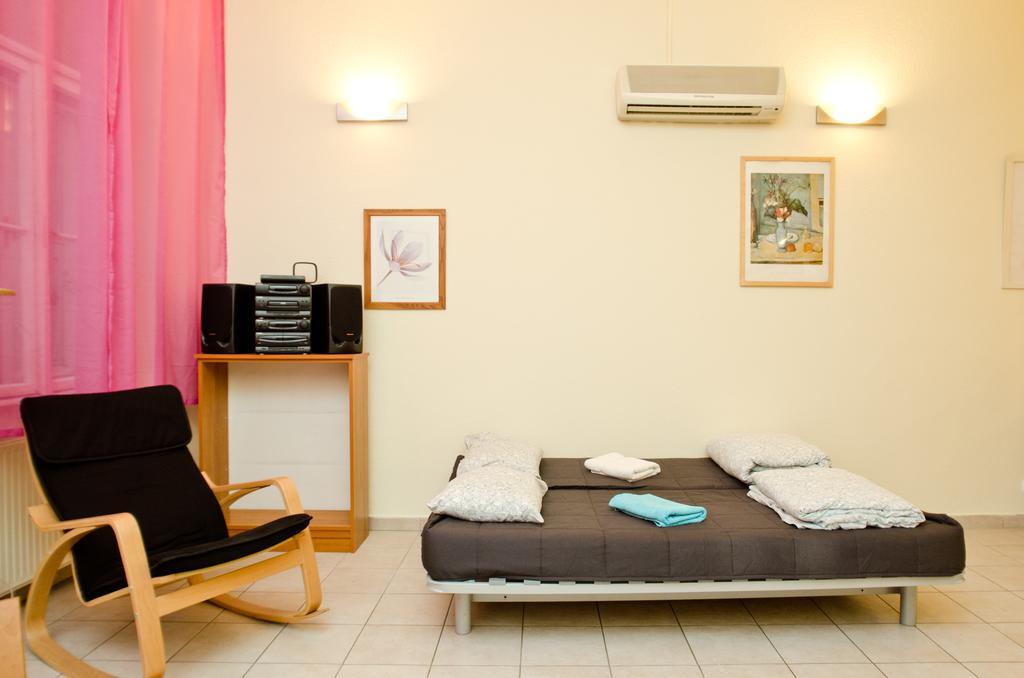 Colors Guest House Budapest 부다페스트 객실 사진